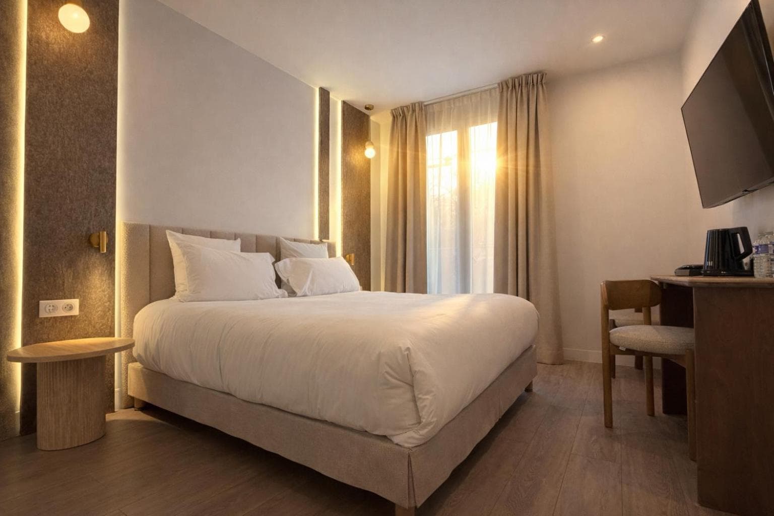 Chambre au design soigné