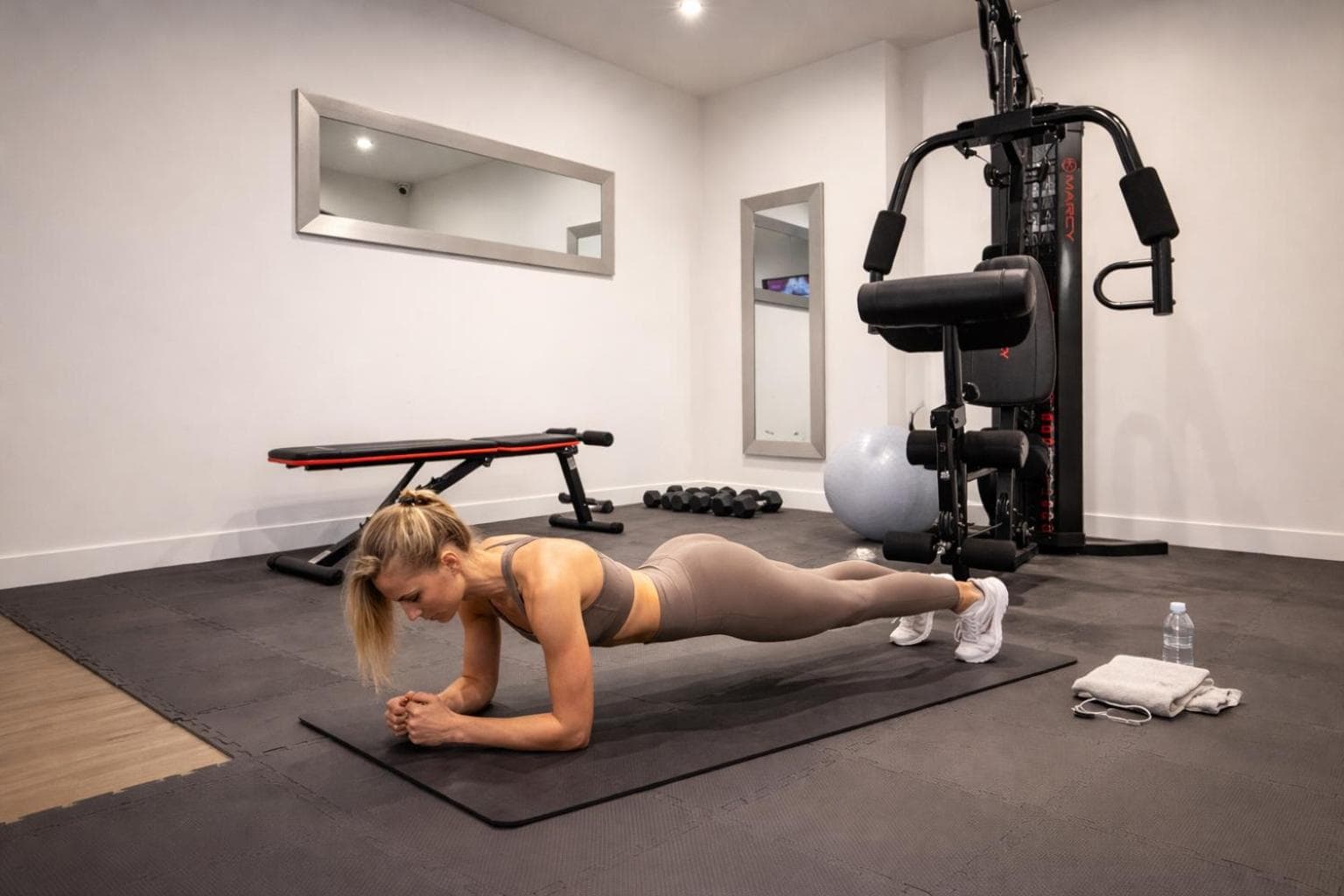 Espace fitness équipé